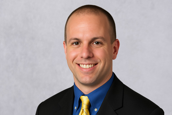 Photo of Alvaro Cabezas, M.D.